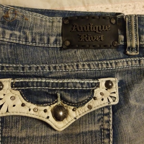 Antique Rivet Jeans - Picture 2 of 5